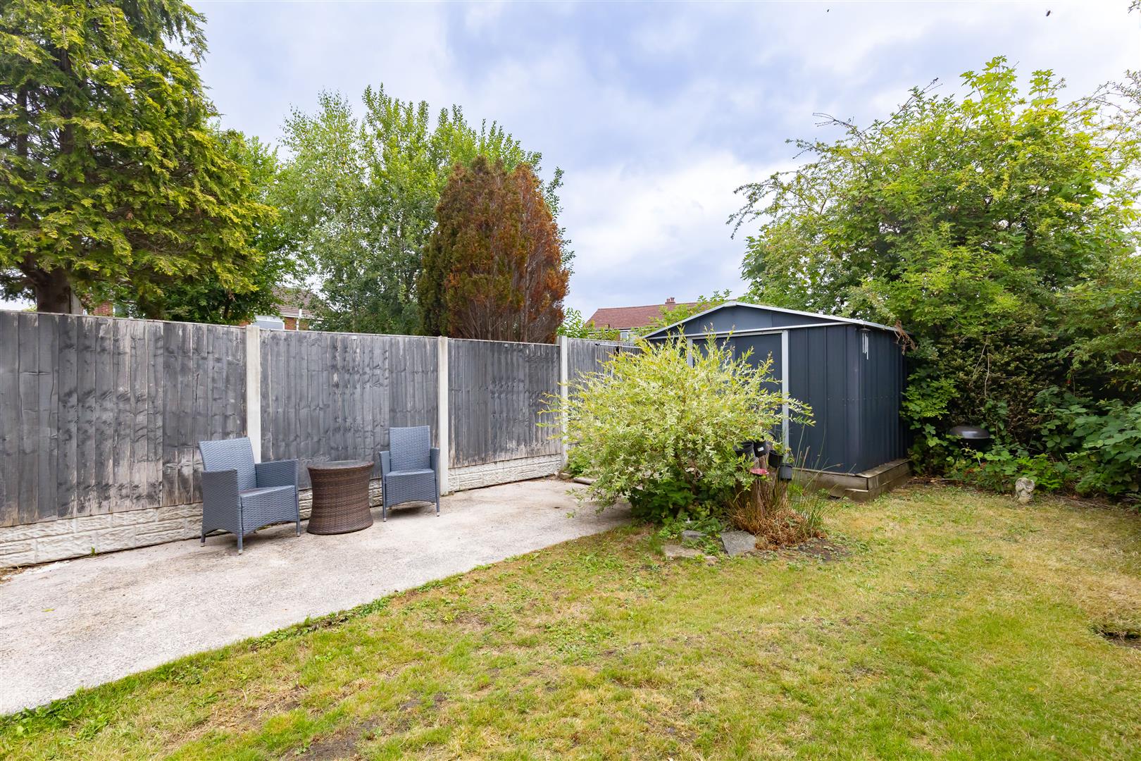 4 bed property in Langholm Close, Leyland